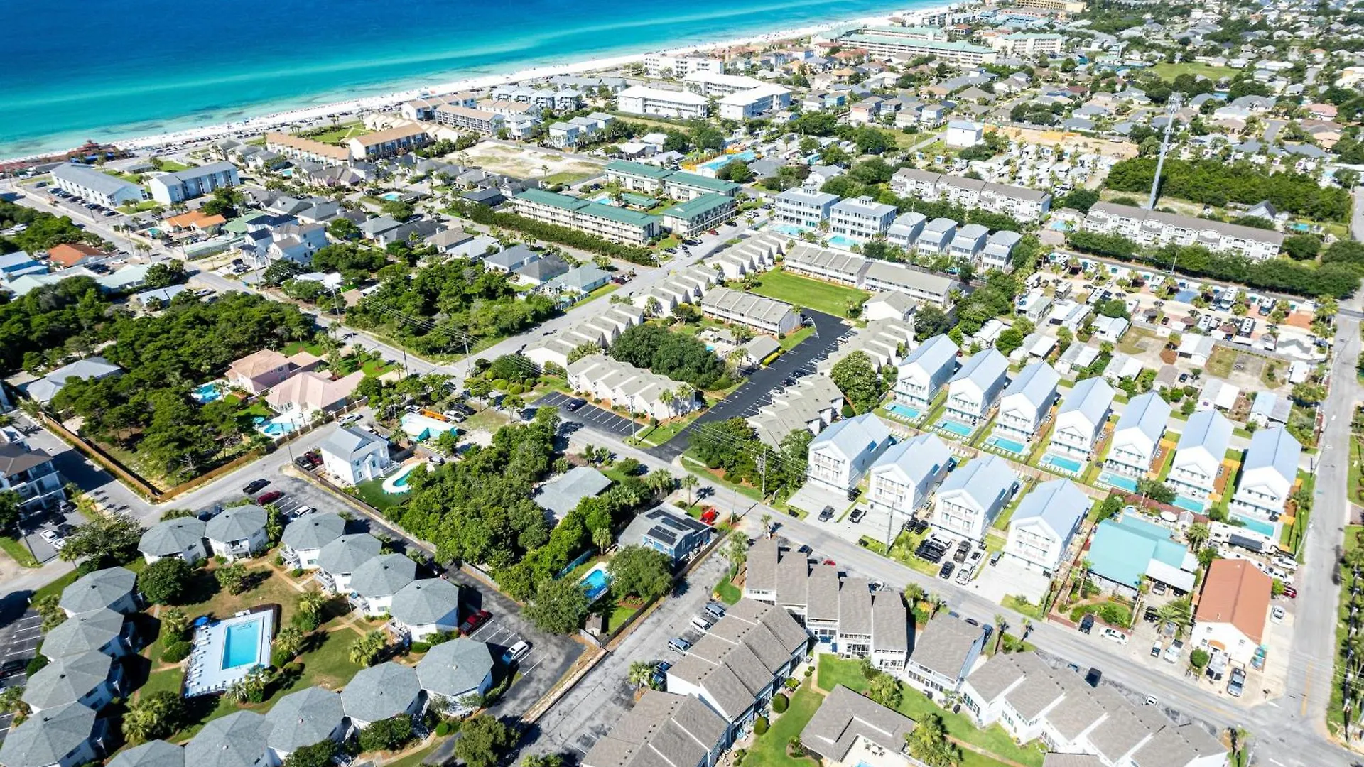 Sandpiper Cove 1151- By Holiday Isle Properties Destin
